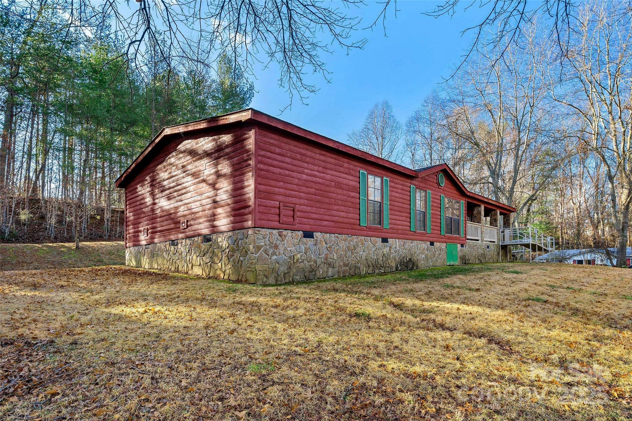 Property Photo:  74 Glen Forest Drive  NC 28761 