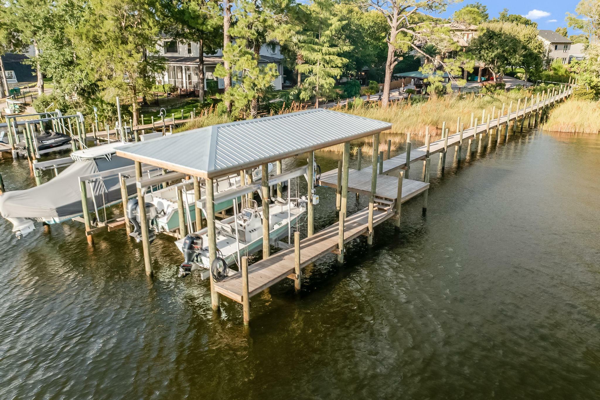 Property Photo:  4198 Mainsail Drive  FL 32578 