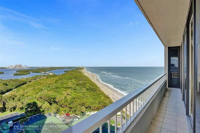 Property Photo:  5540 N Ocean Dr 12D  FL 33404 