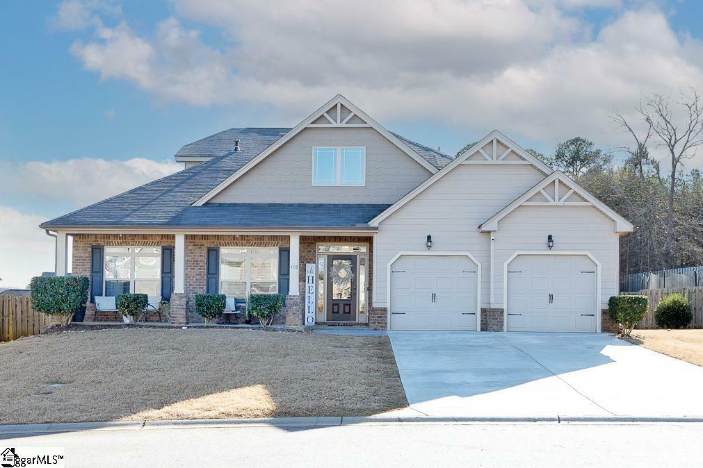 Property Photo: 409 Aschoff Court SC 29680