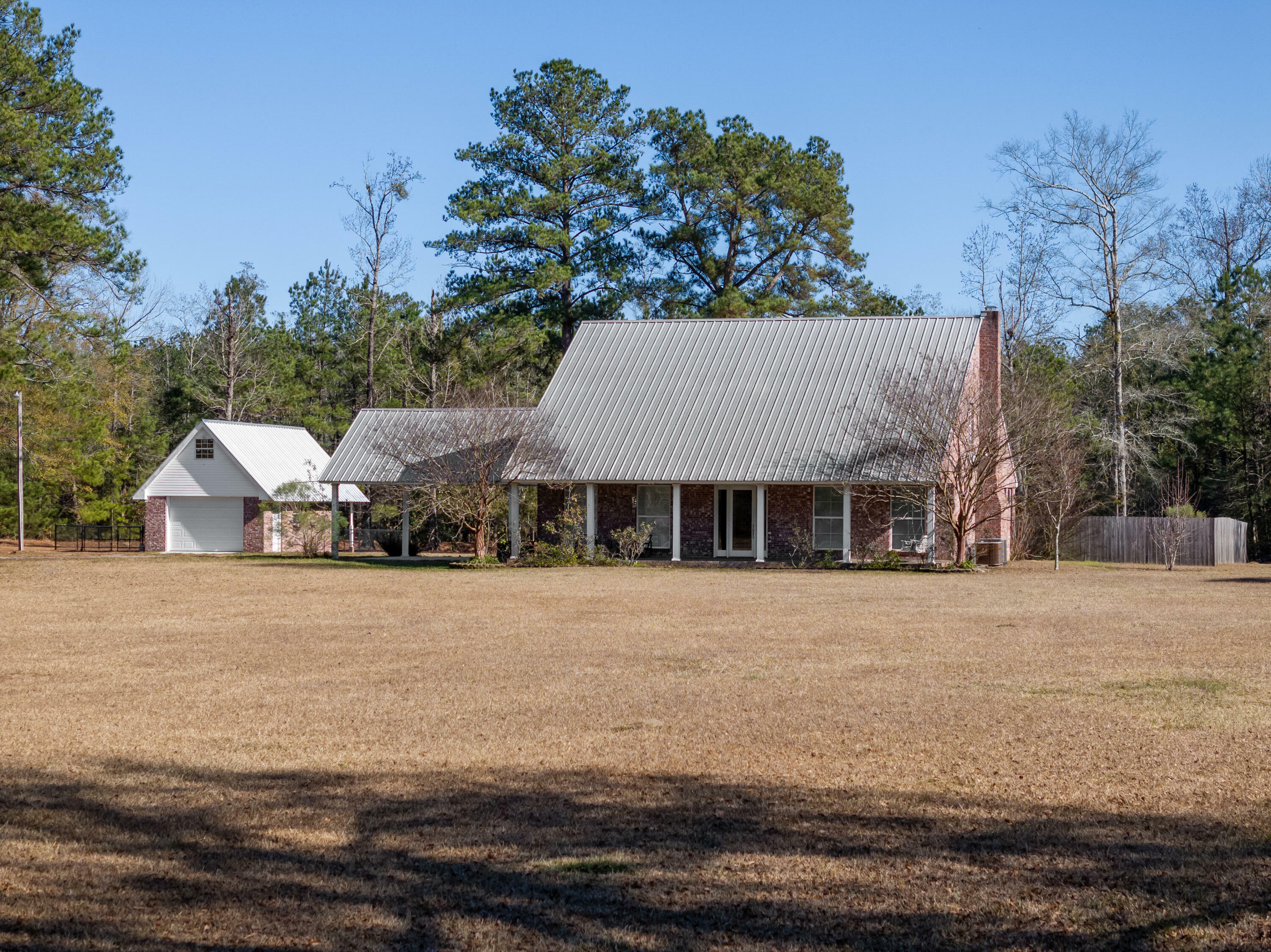 Property Photo: 222 Antioch Dr. MS 39443