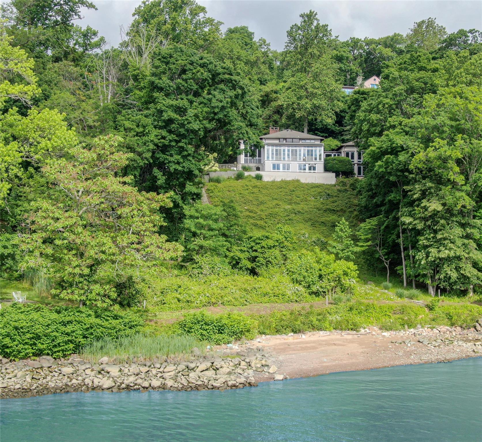 99 Corbett Lane  Palisades NY 10964 photo