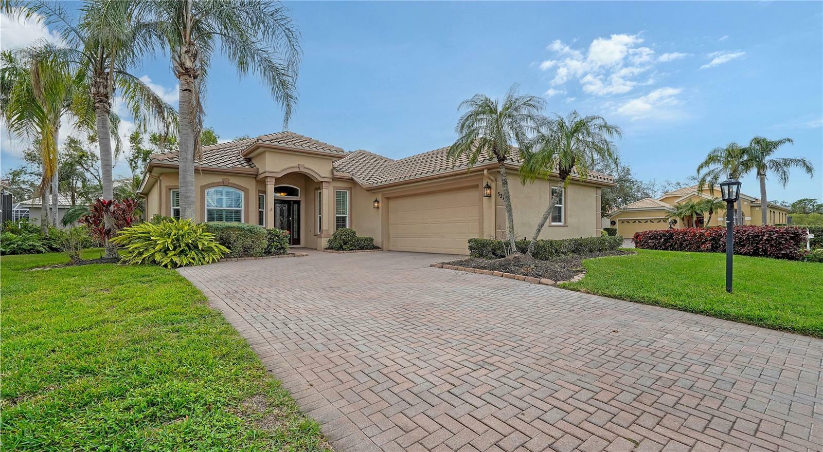 Property Photo:  5272 Highbury Circle  FL 34238 