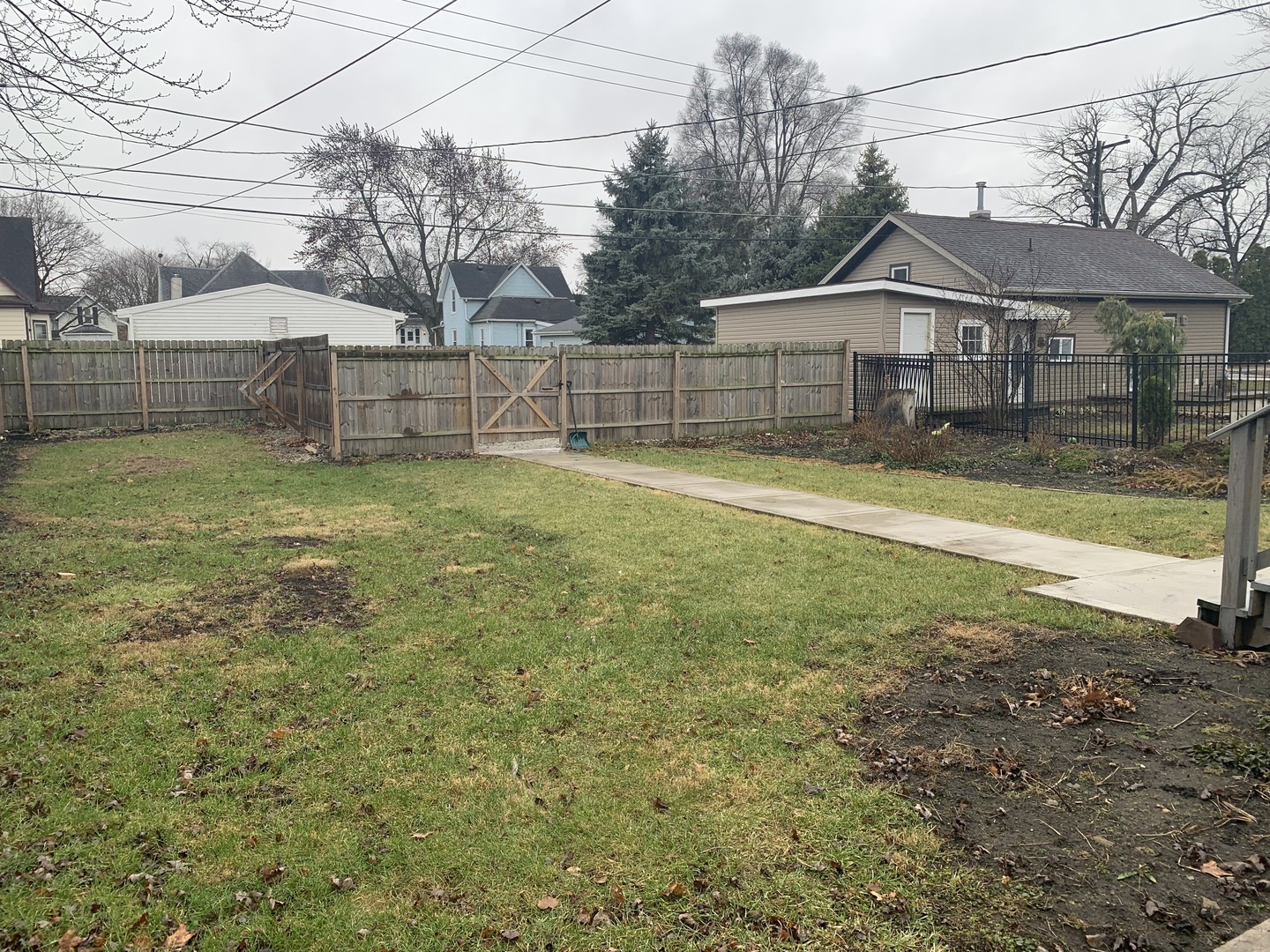 Property Photo:  372 W Station Street  IL 60964 