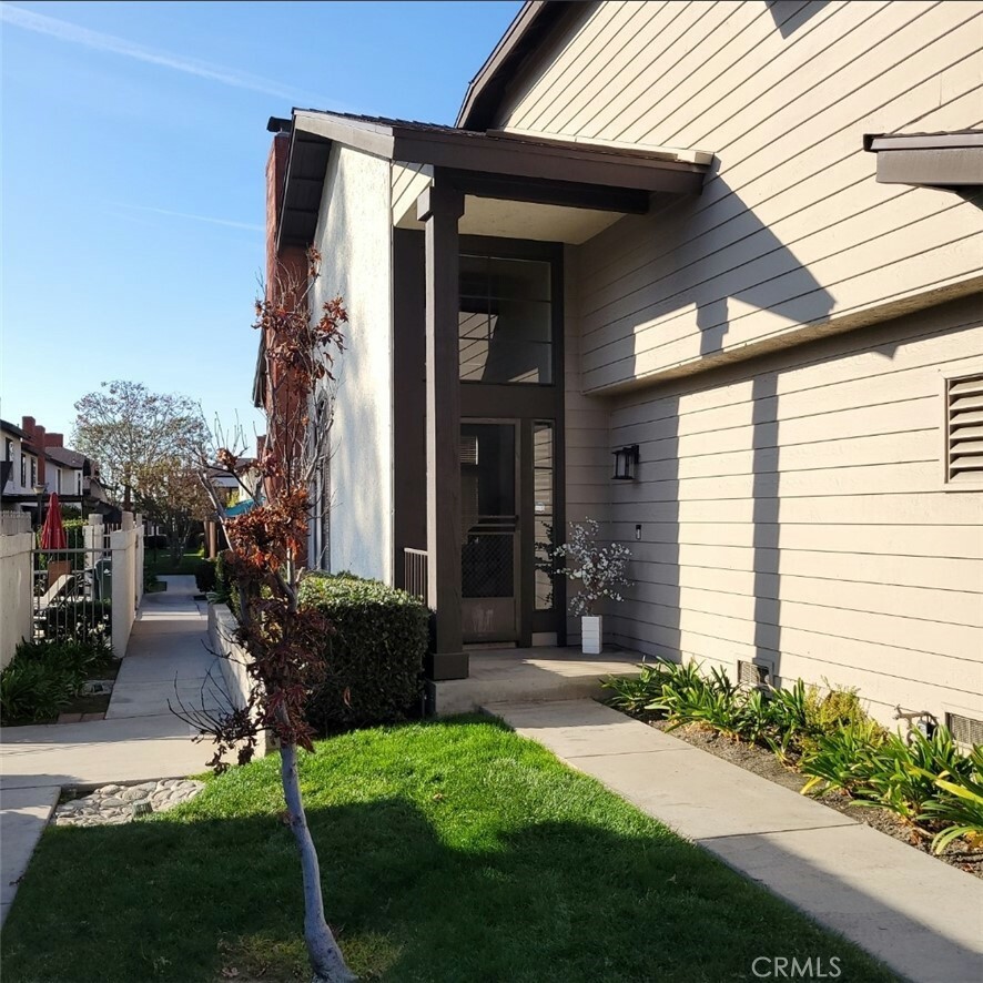 Property Photo: 525 W Puente Street 4 CA 91722