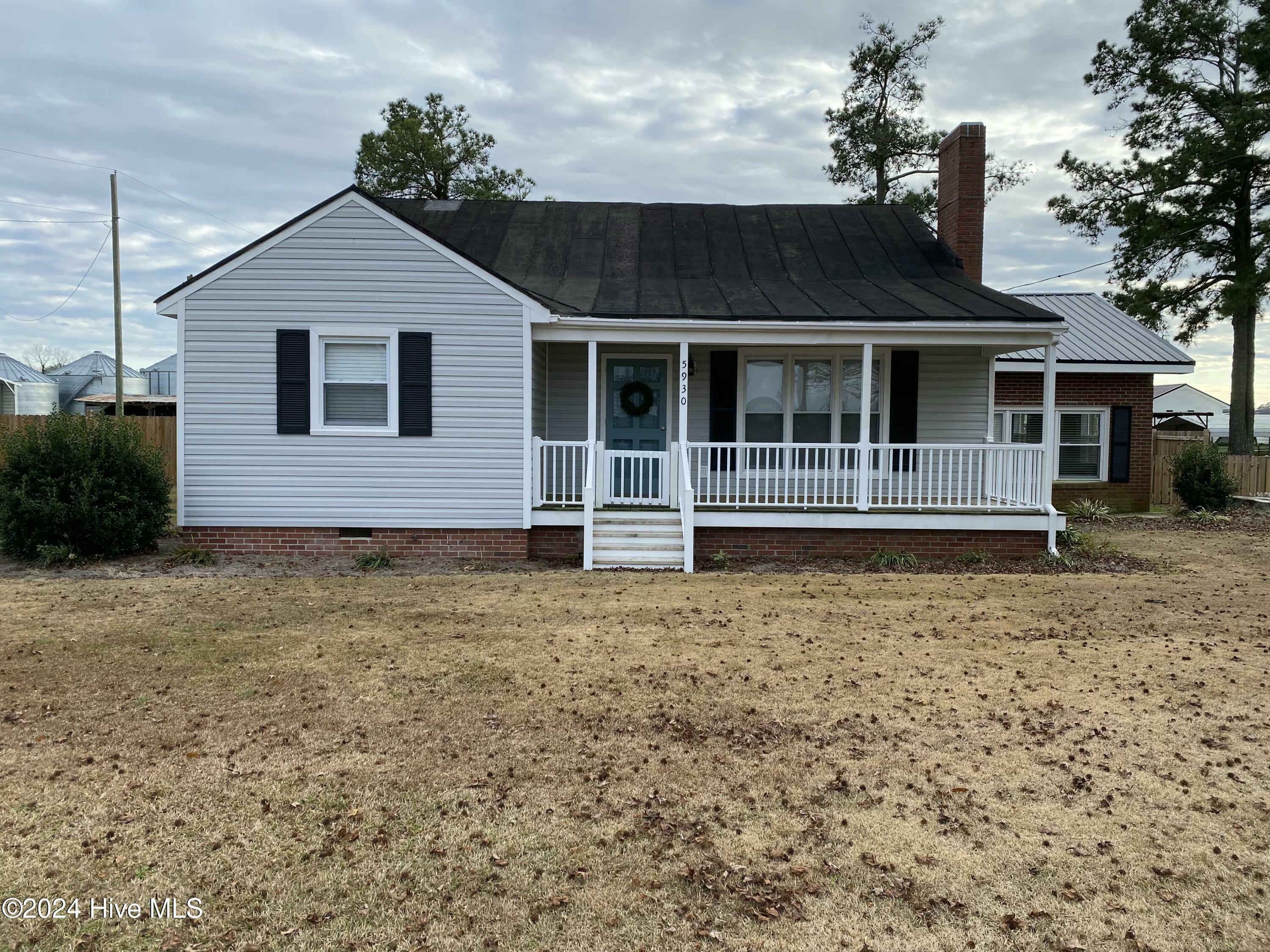 Property Photo:  5930 Wall Road  NC 28513 