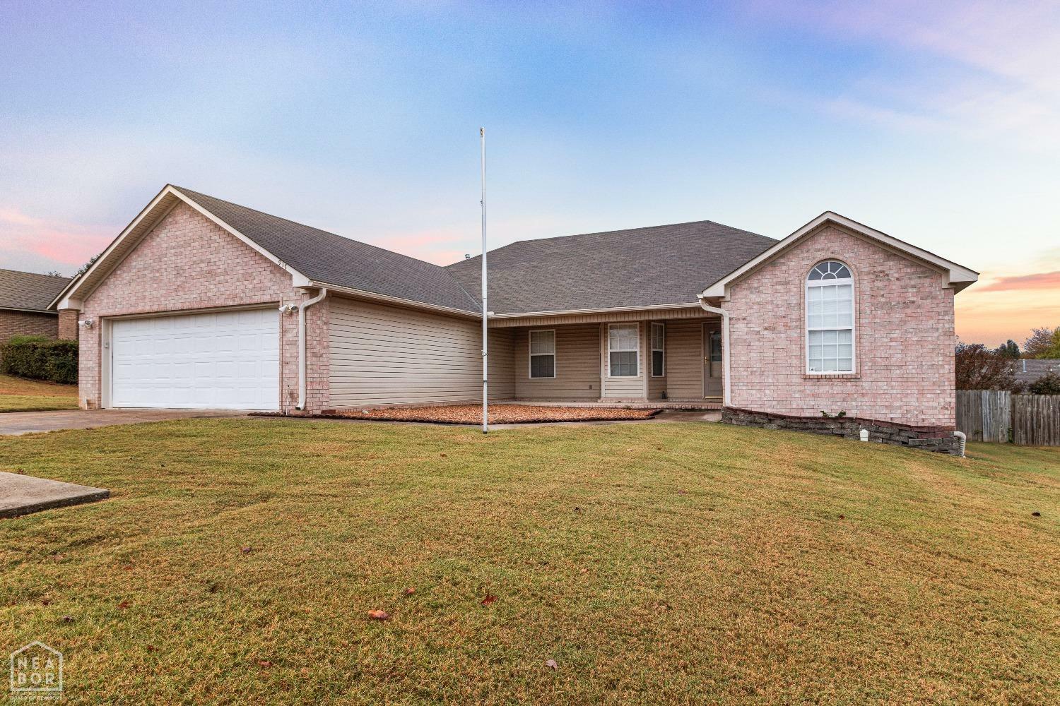 Property Photo:  917 Paragould Drive  AR 72405 