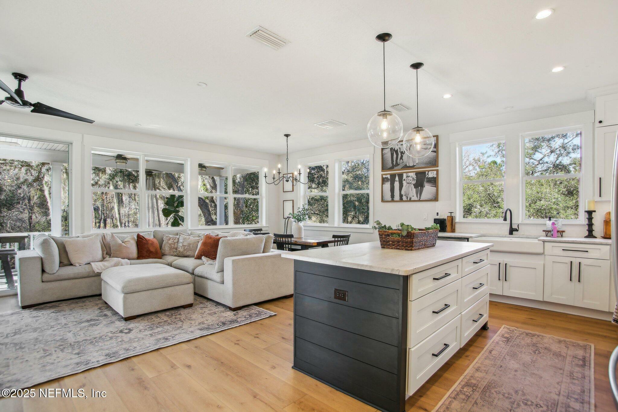 Property Photo: 4176 Steven Arthur Drive FL 32068