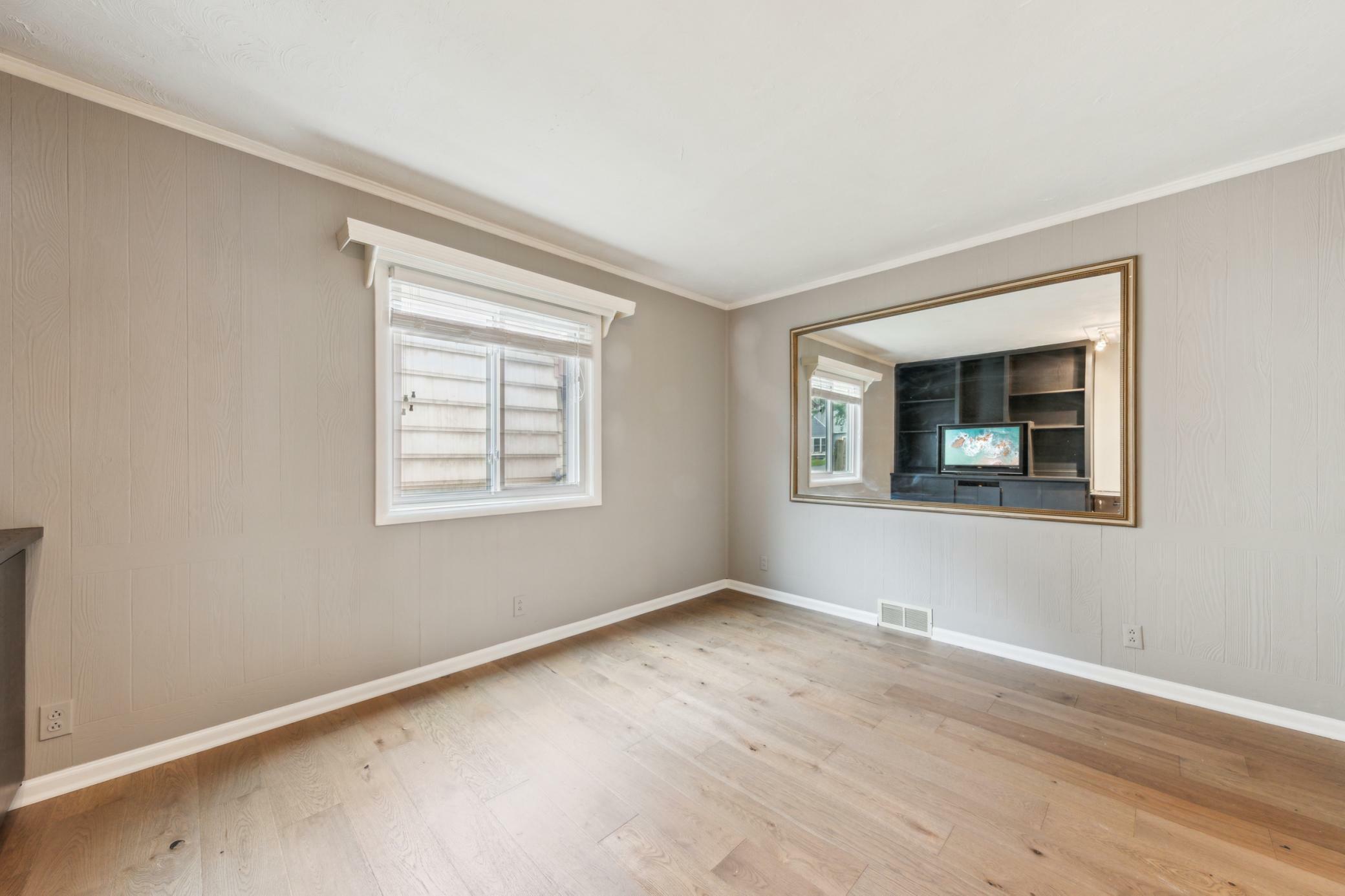 Property Photo: 5945 Kellogg Avenue MN 55424