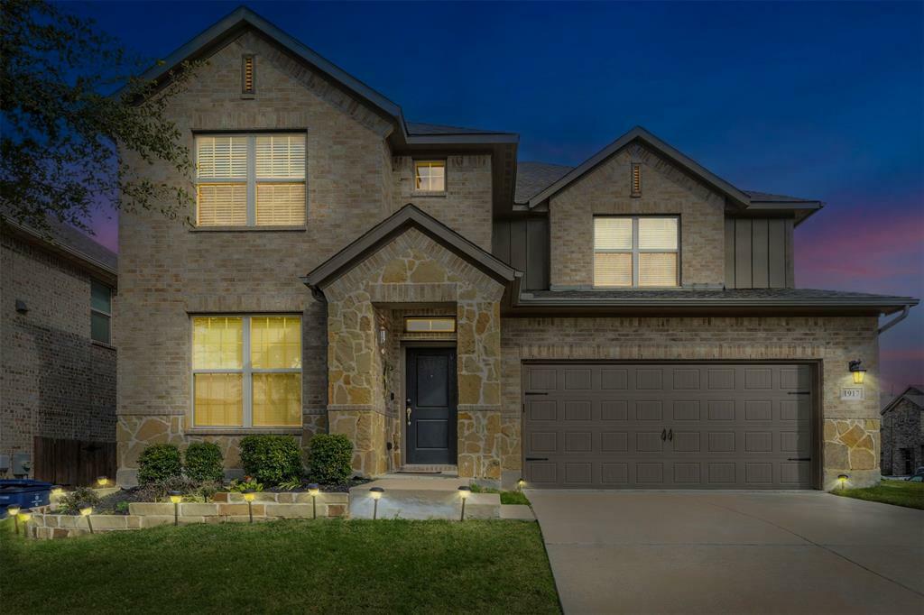 Property Photo:  1917 Edgewater Drive  TX 75043 