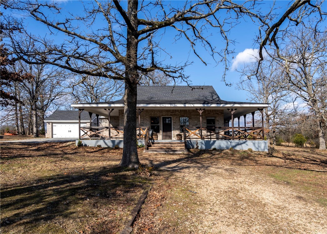 Property Photo:  472899 640 Road  OK 74964 