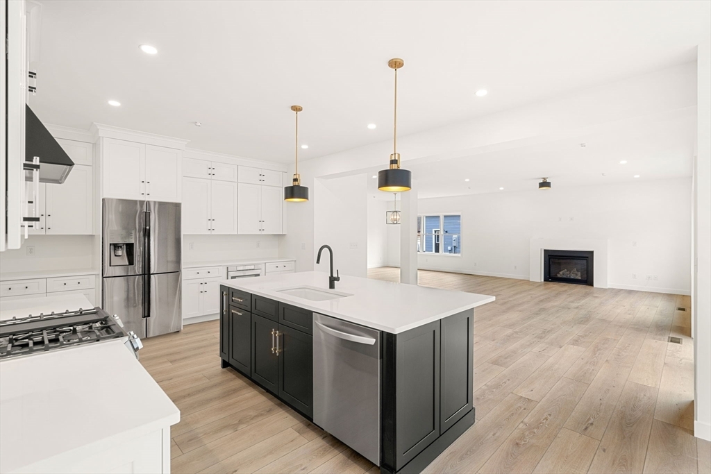 Property Photo: 8 Lucy Way MA 01832