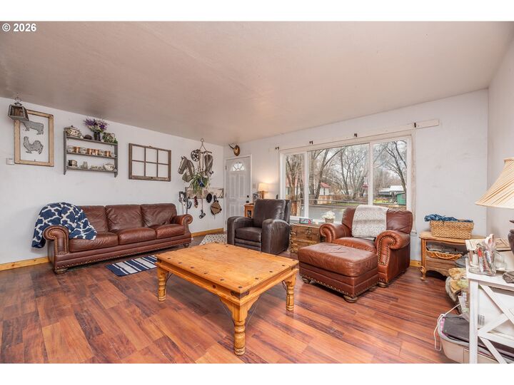 Property Photo:  900 SE Willowdale Dr  OR 97754 