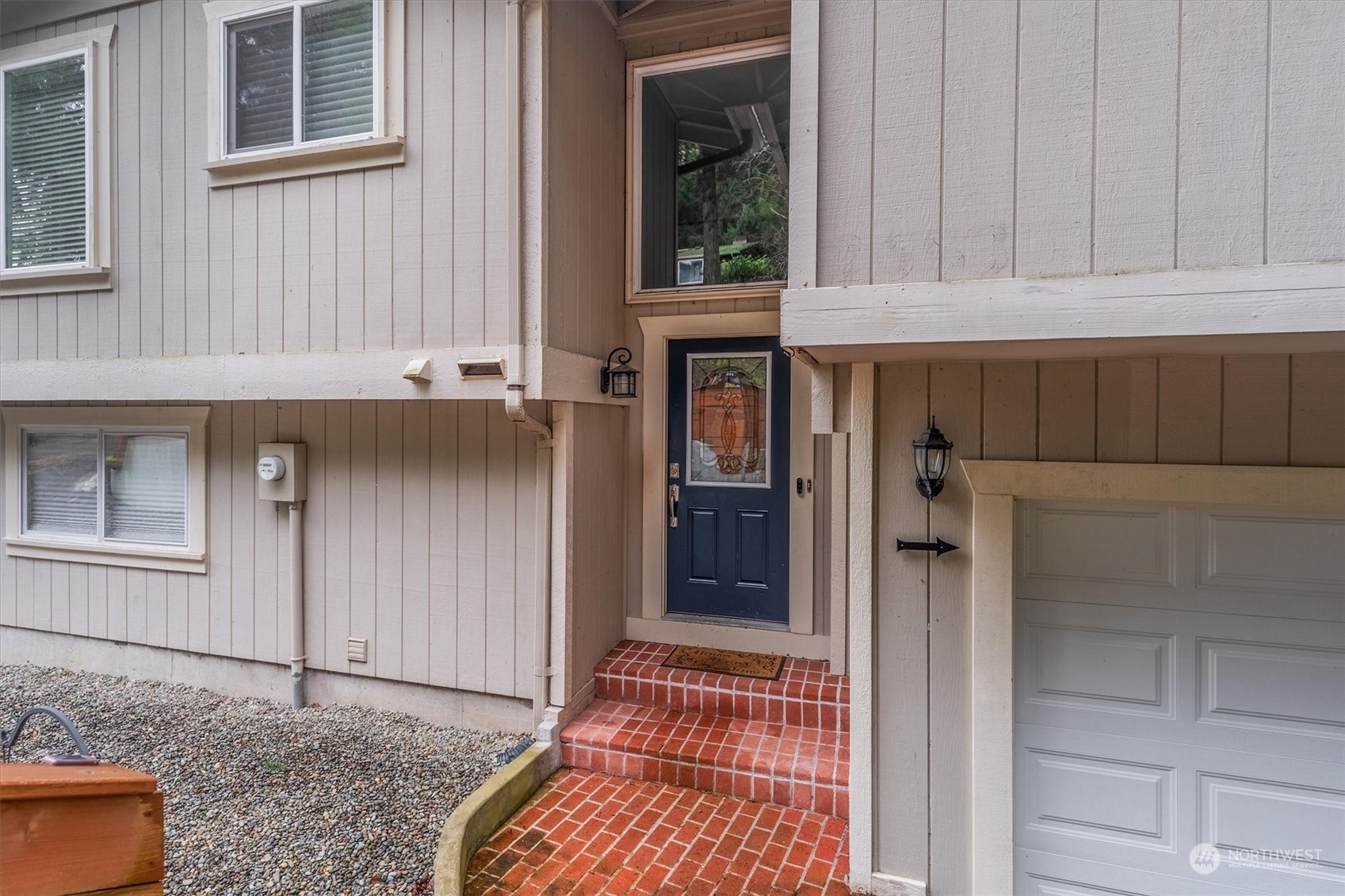 Property Photo:  2683  Maplewood Drive  WA 98632 