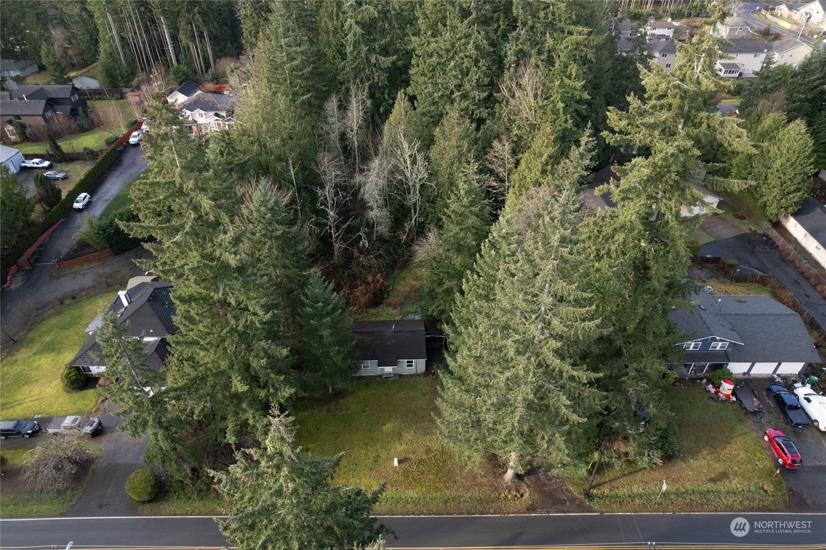 Property Photo:  13500  Cascadian Way  WA 98208 