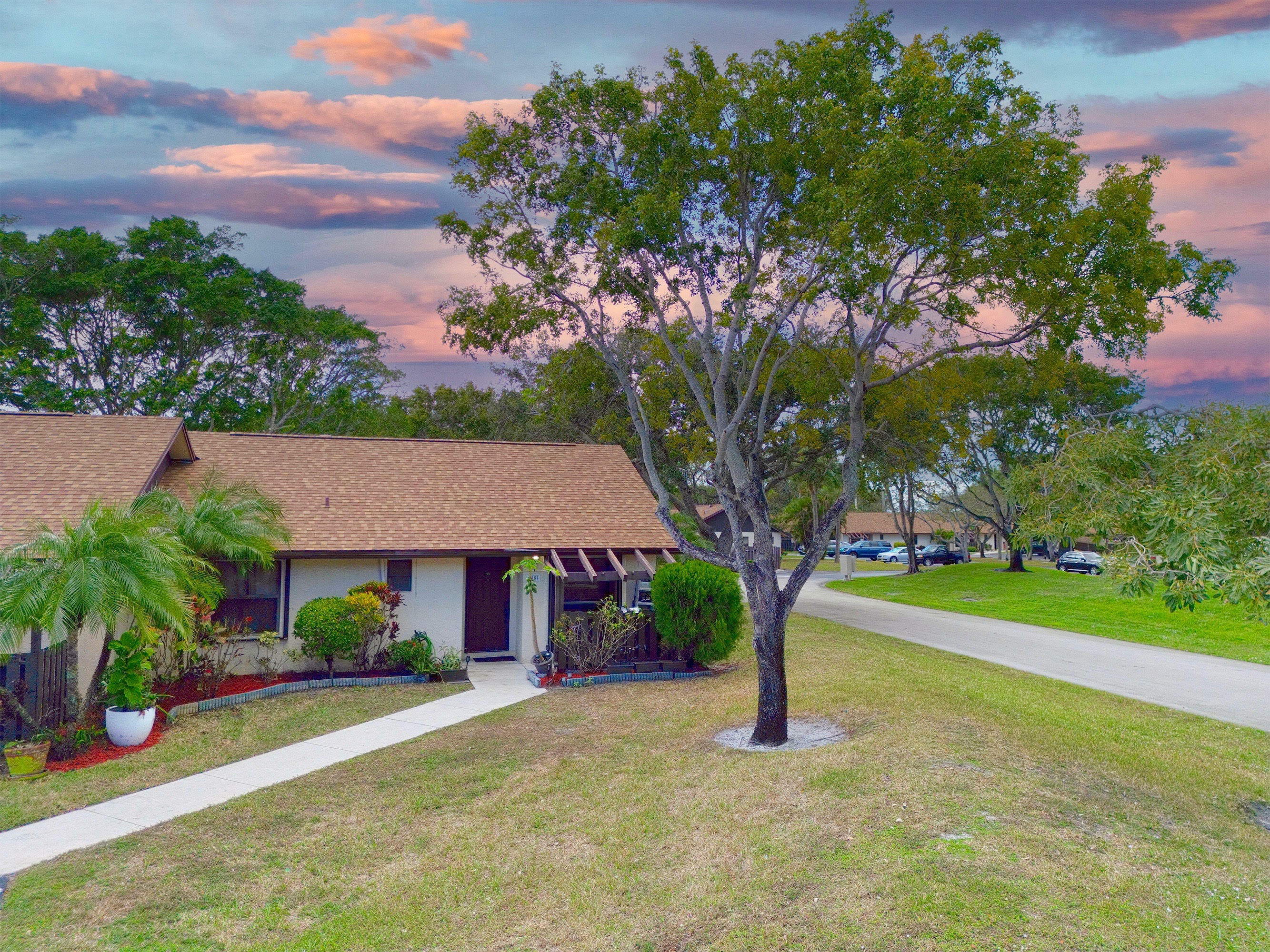 Property Photo:  88 Via De Casas Norte  FL 33426 