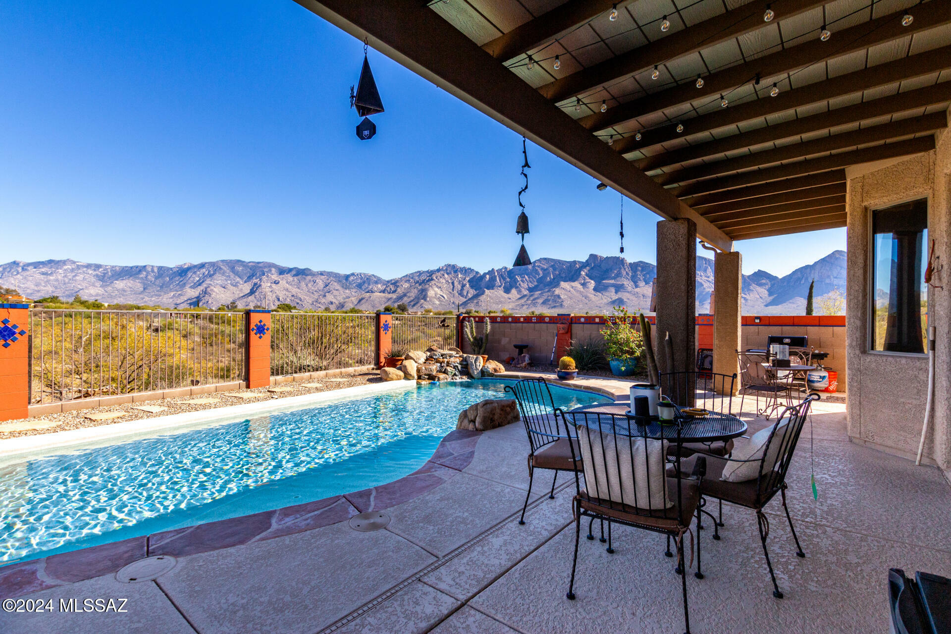 11890 N Crescendo Drive  Oro Valley AZ 85737 photo