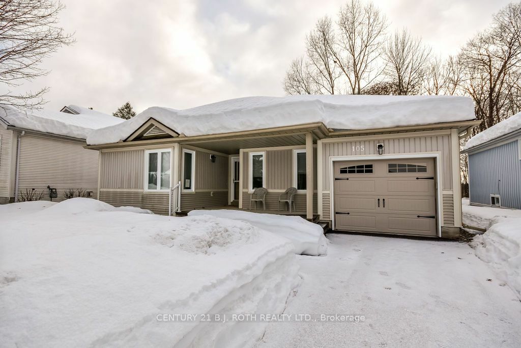 Property Photo:  105 Pine Ridge Gate  ON P1P 1Z2 