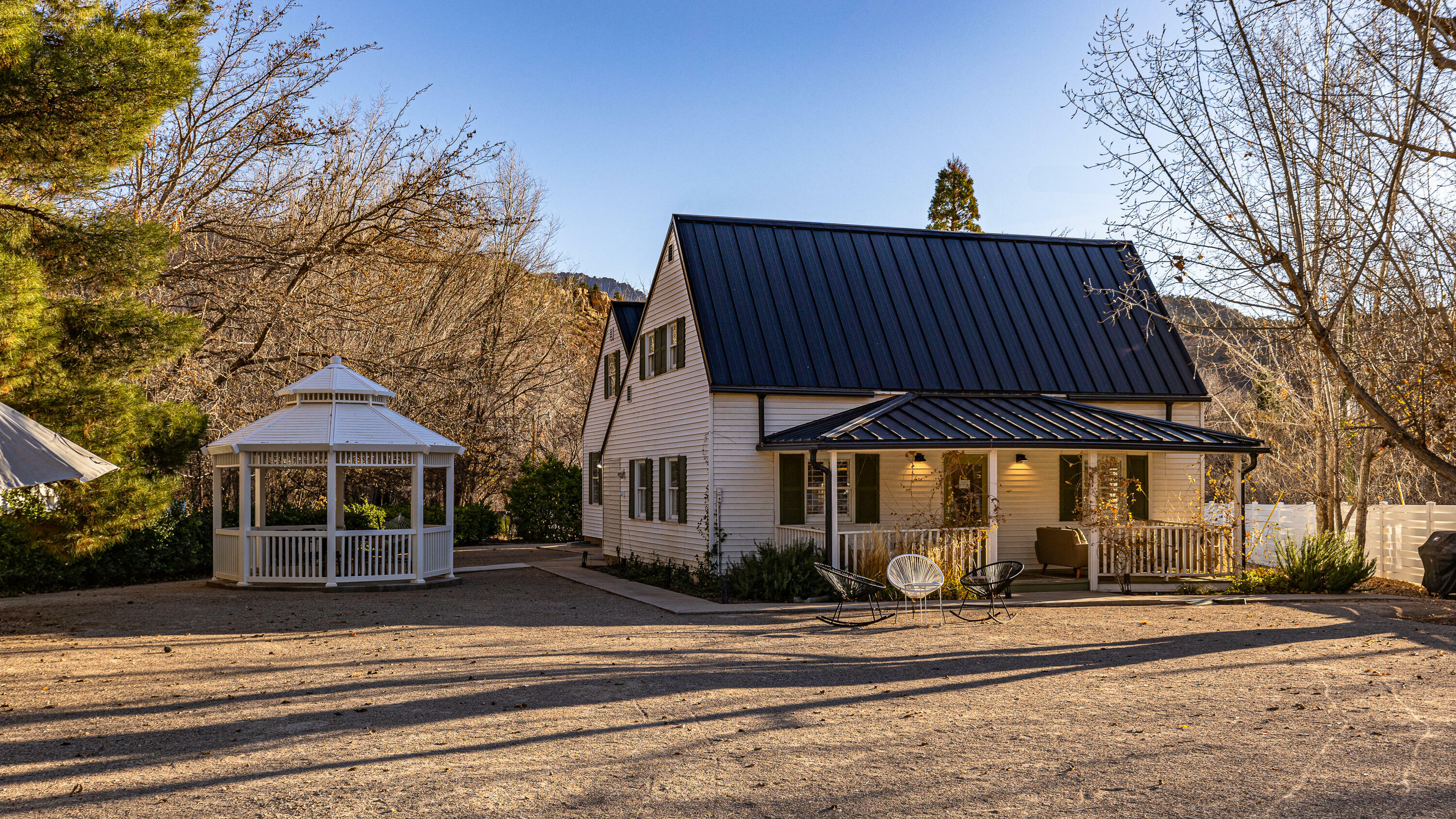 Property Photo: 225 E Main St UT 84763