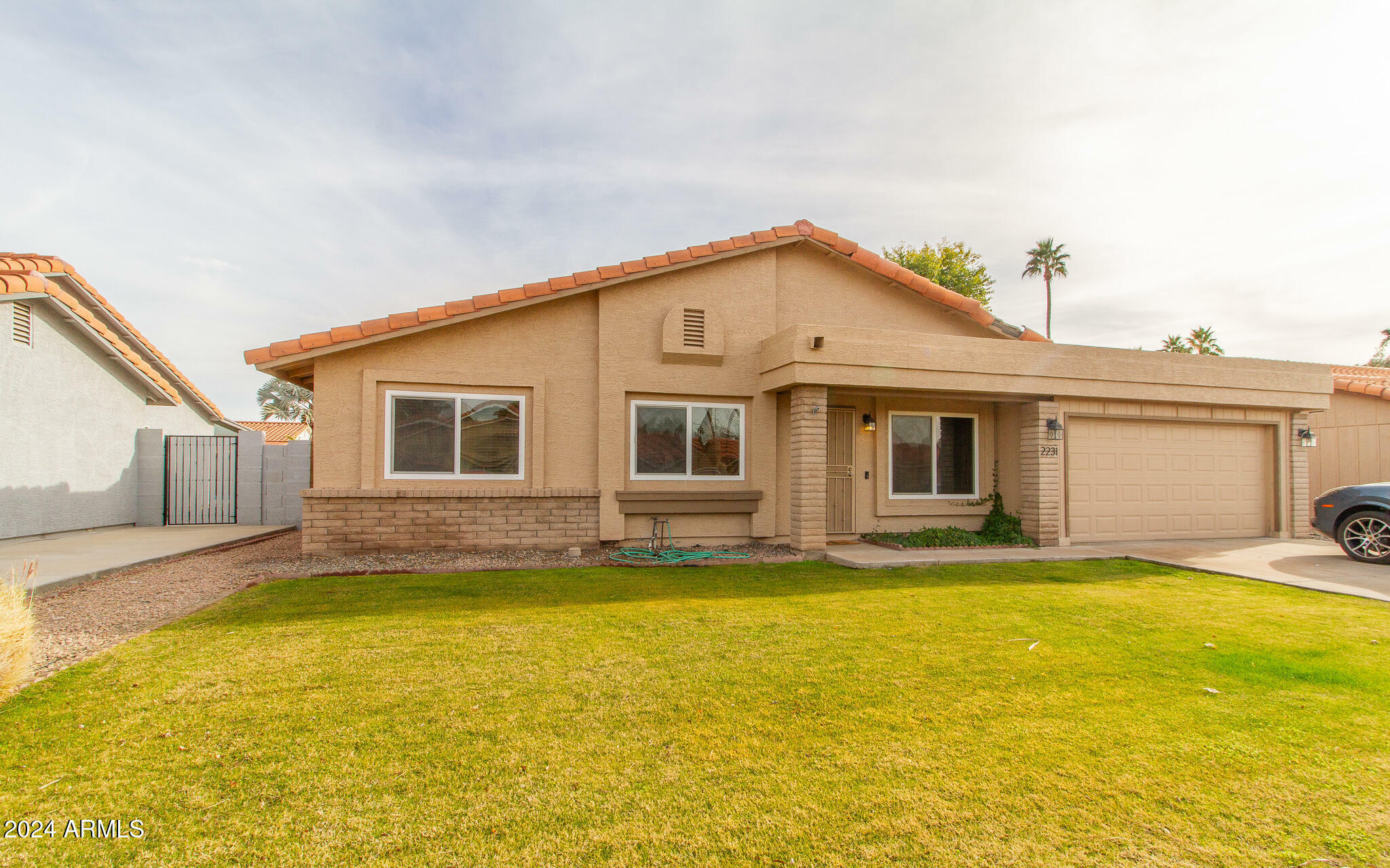 Property Photo:  2231 W Manor Street  AZ 85224 