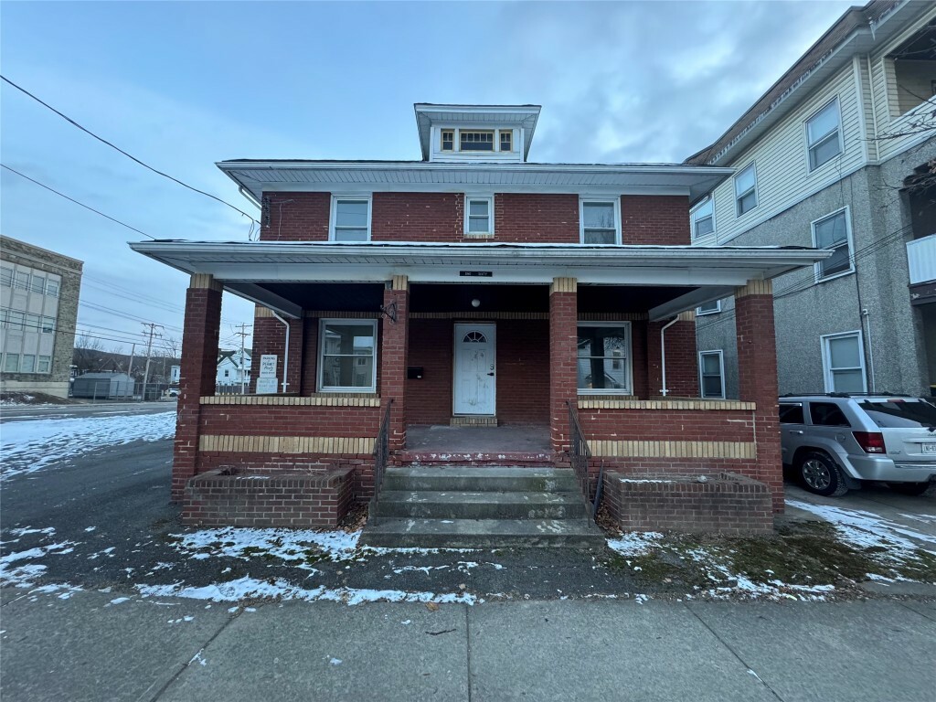 Property Photo:  160 Hawley Street  NY 13901 