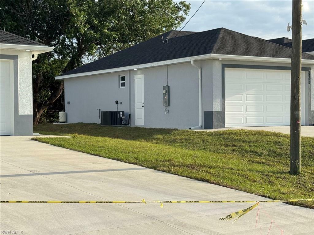 Property Photo: 2900 49th St SW FL 33976