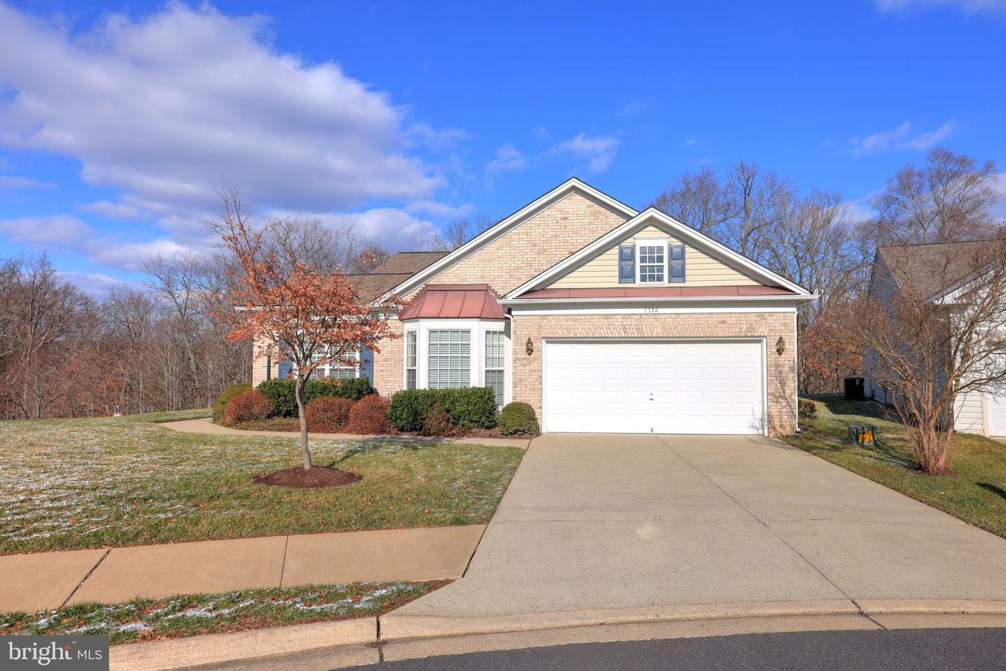 Property Photo: 1732 Faversham Way VA 22192