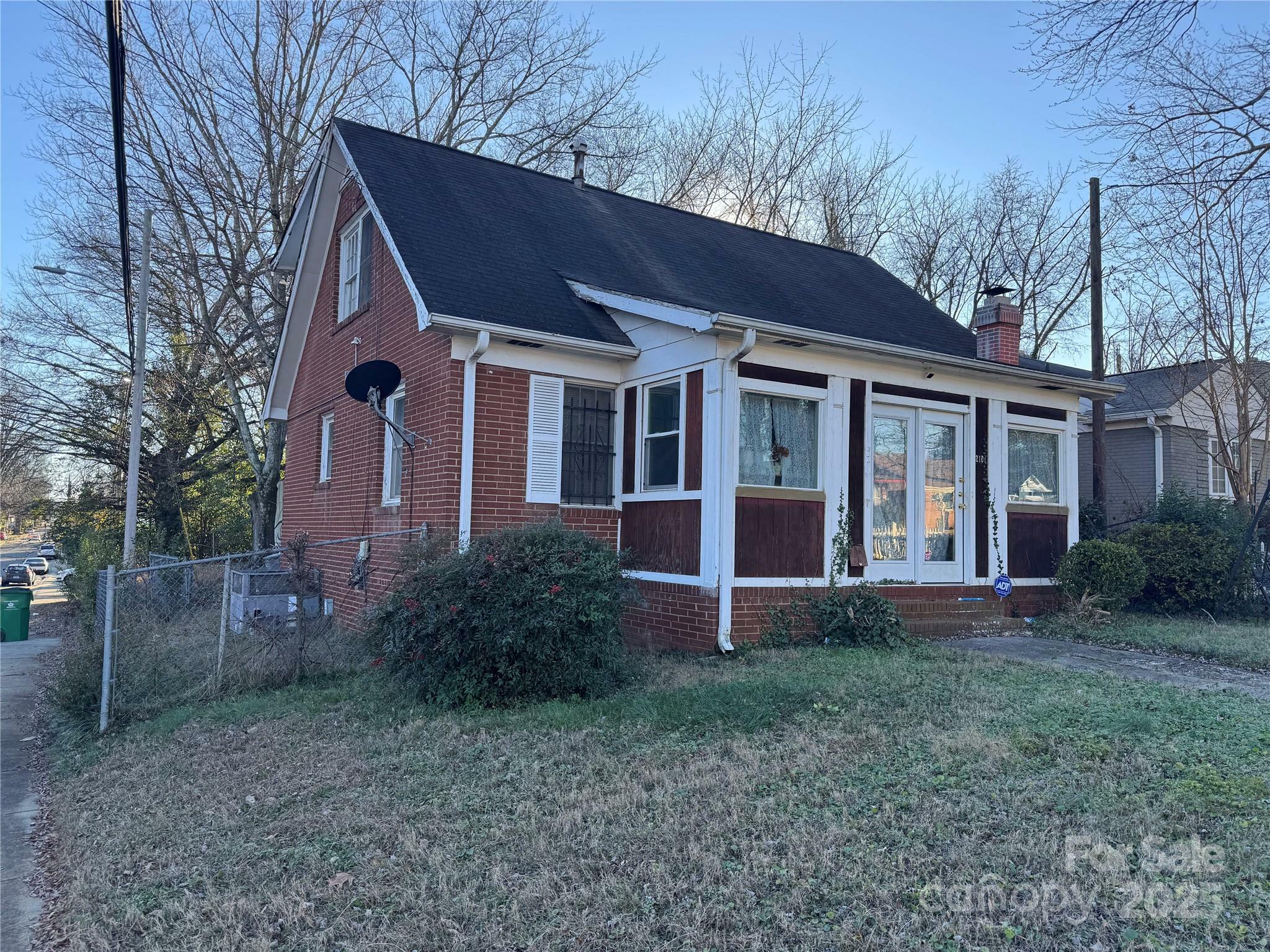 2101 Russell Avenue  Charlotte NC 28216 photo