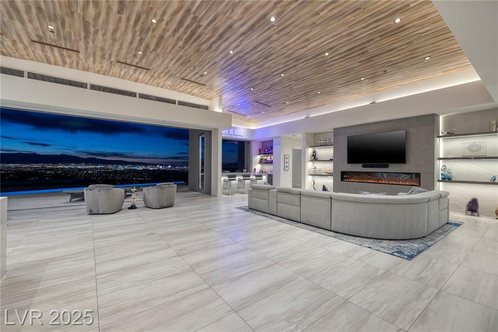 Property Photo: 673 Falcon Cliff Court NV 89012