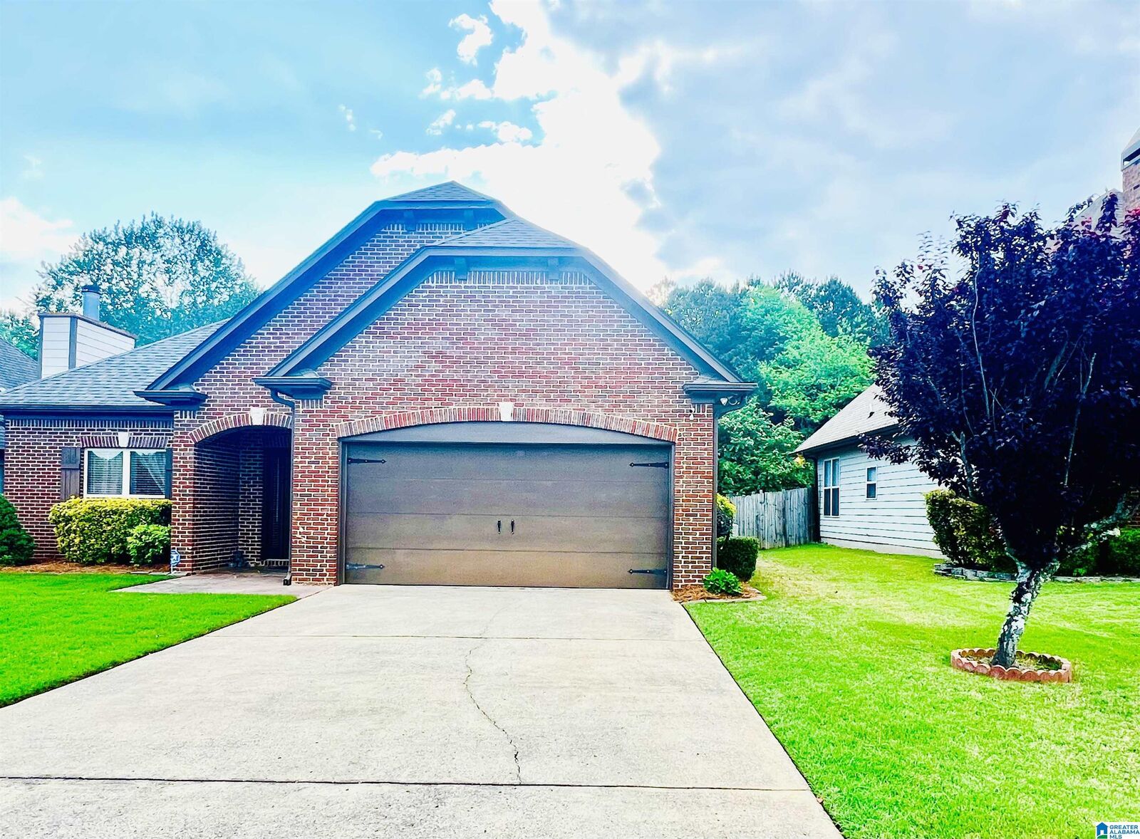 Property Photo:  1069 Avalon Drive  AL 35004 