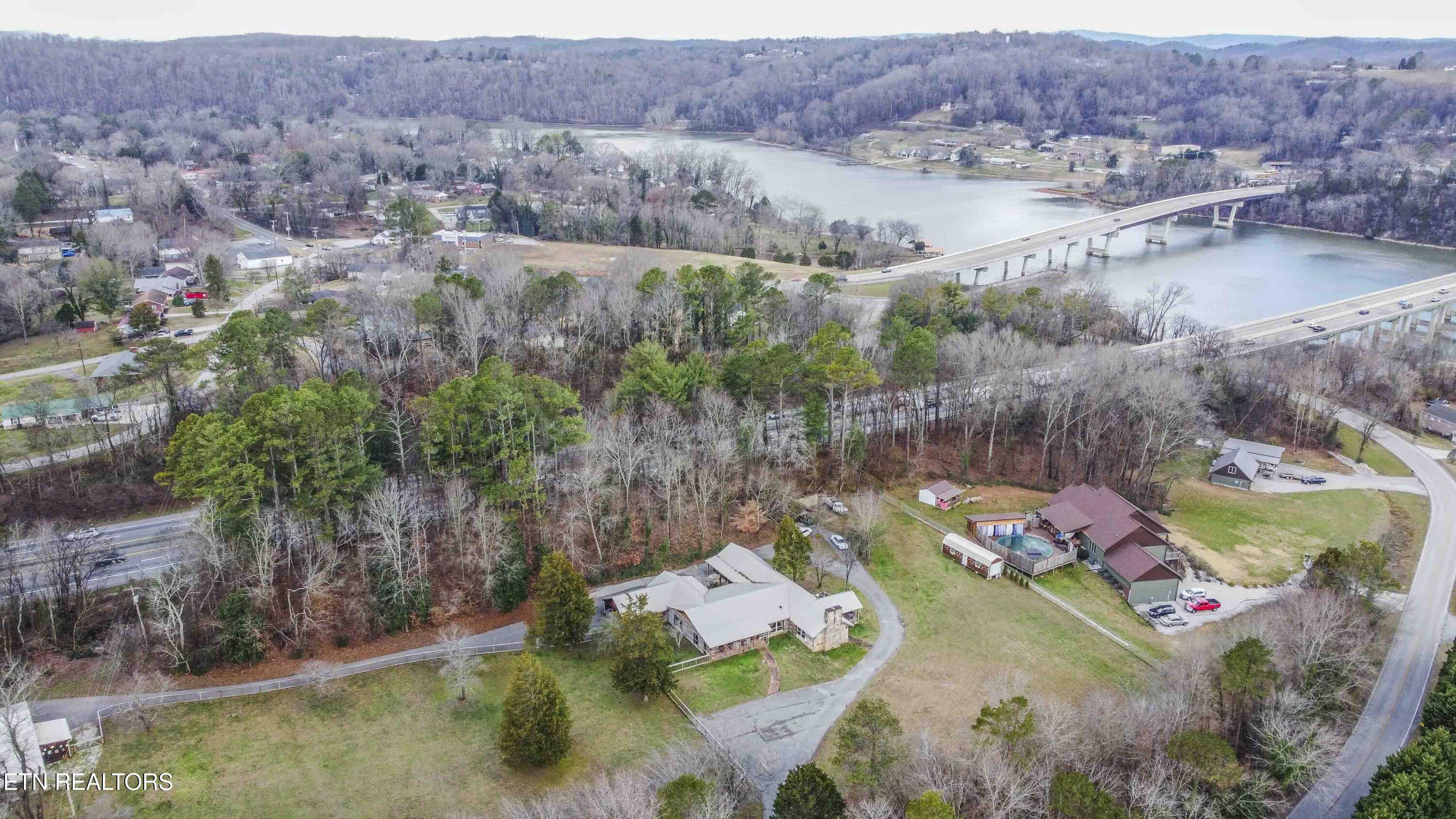 Property Photo:  902 Lakewood Rd  TN 37763 