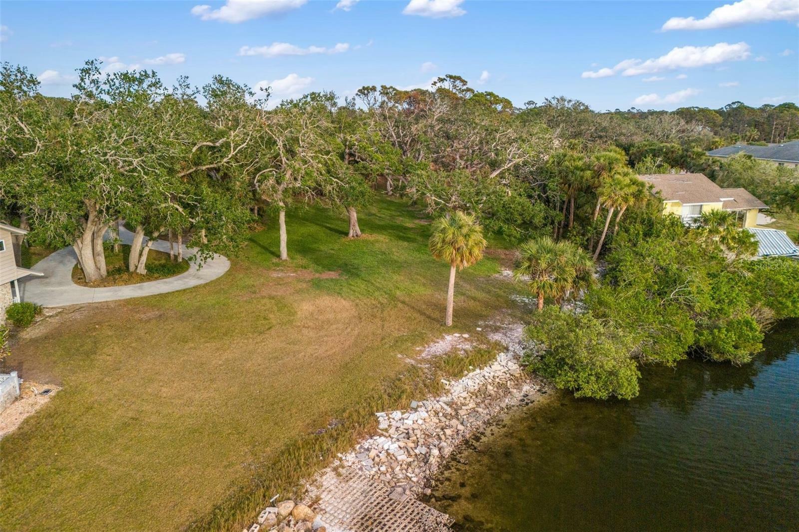 Property Photo:  1990-A Bayshore Drive  FL 34223 