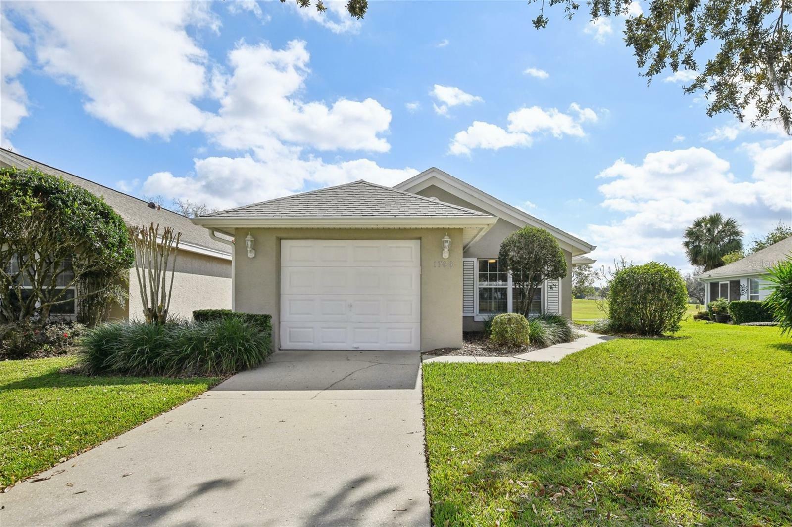 Property Photo:  1788 Hunters Greene Court  FL 32757 