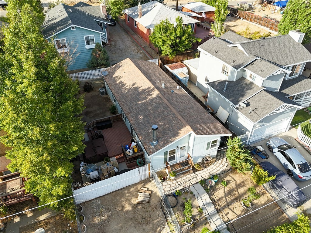 Property Photo: 6613 Ivins Drive CA 93225