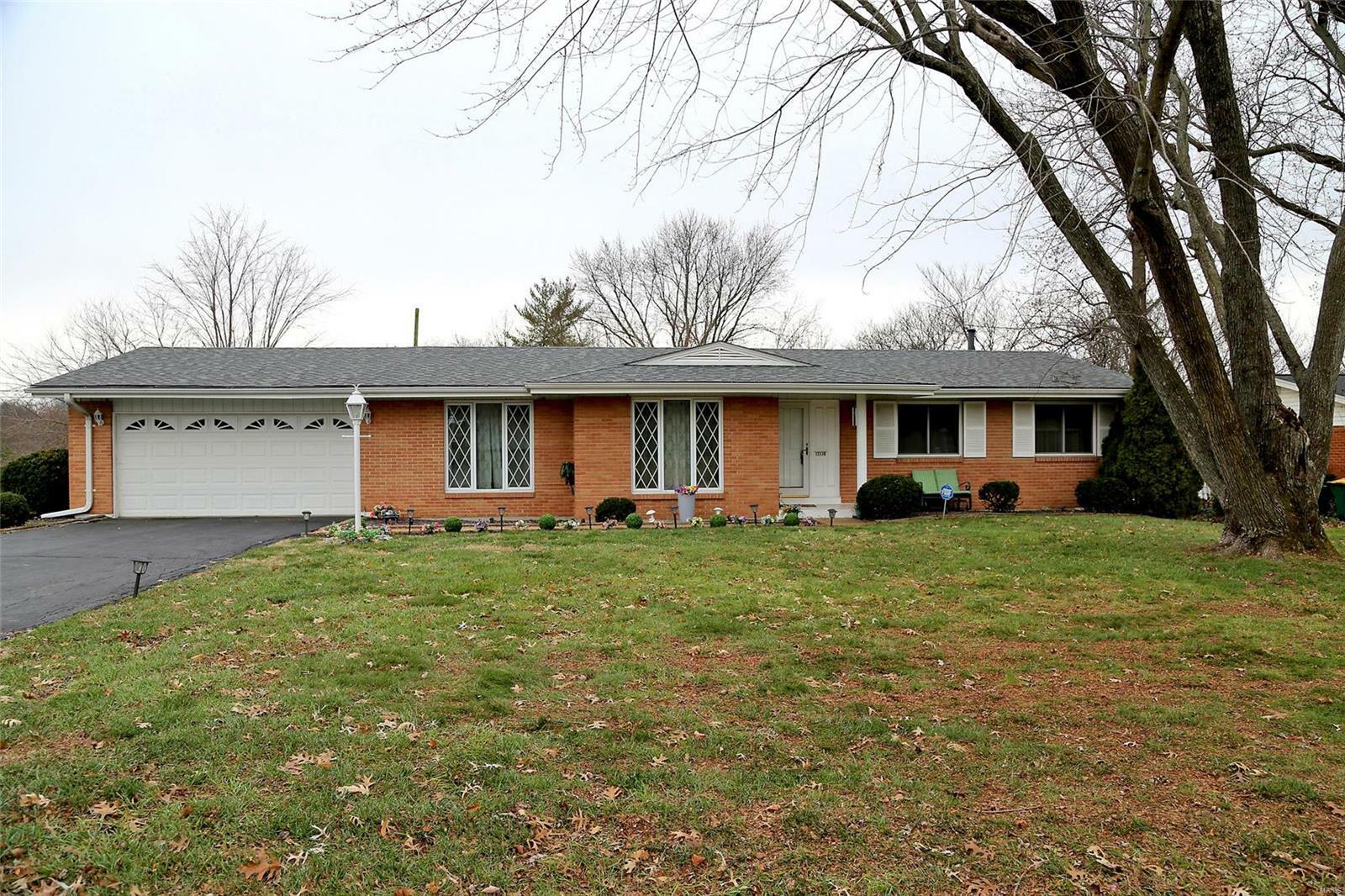 Property Photo:  12130 Mirror Lake Drive  MO 63146 