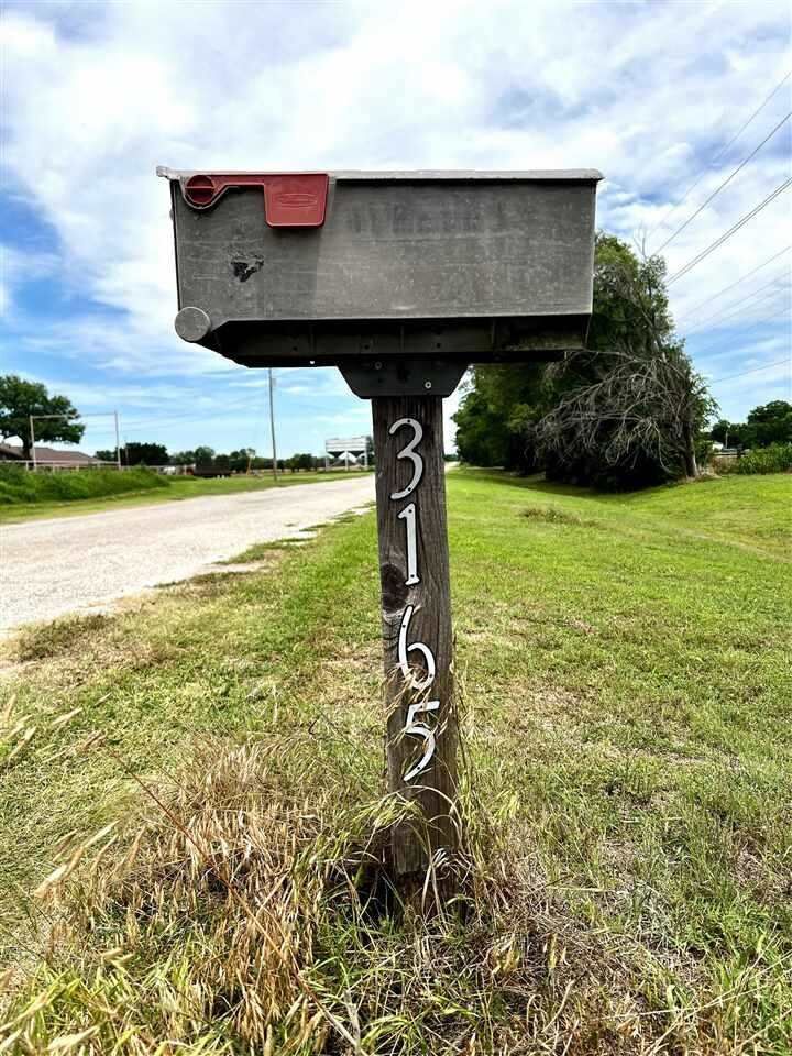 Property Photo:  3165 Joe Colby Rd  OK 74604 