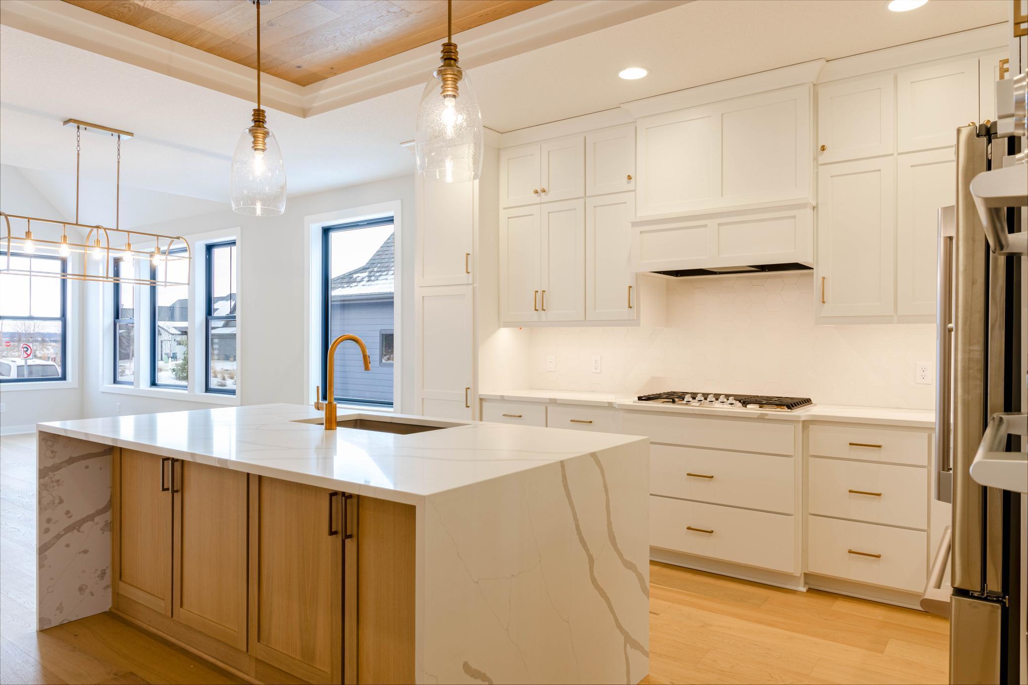Property Photo: 4039 Swallowtail Lane North MN 55042