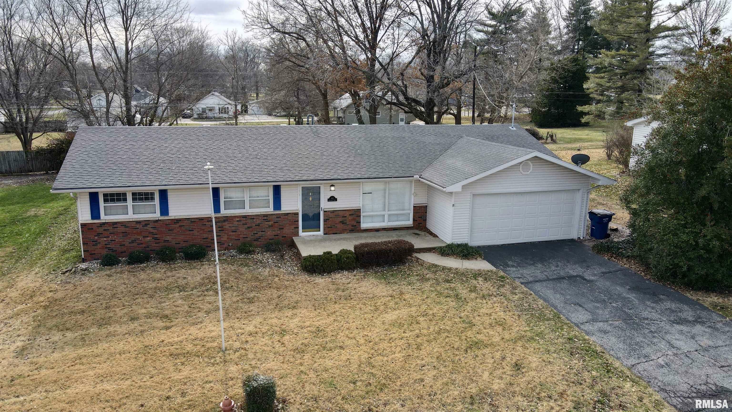 Property Photo:  42 Frankfort Drive  IL 62896 