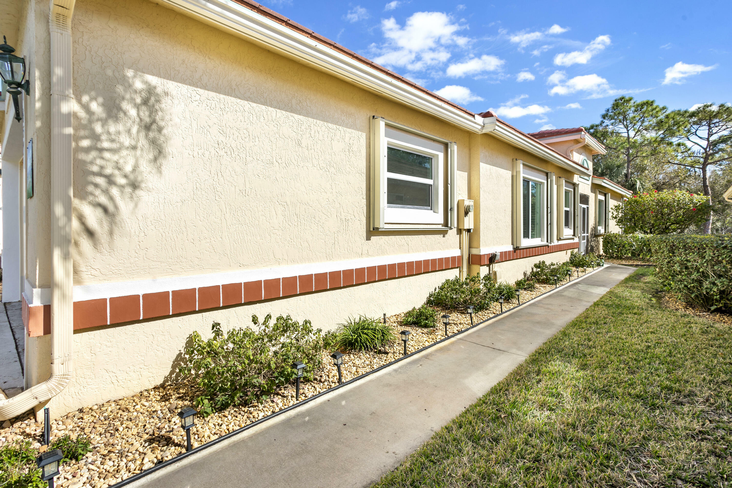 Property Photo:  1457 SW Greens Pointe Way  FL 34990 