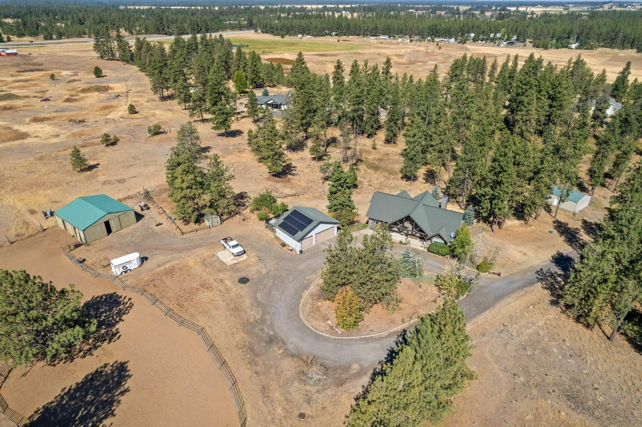 Property Photo:  1328 E Smythe Rd  WA 99031 