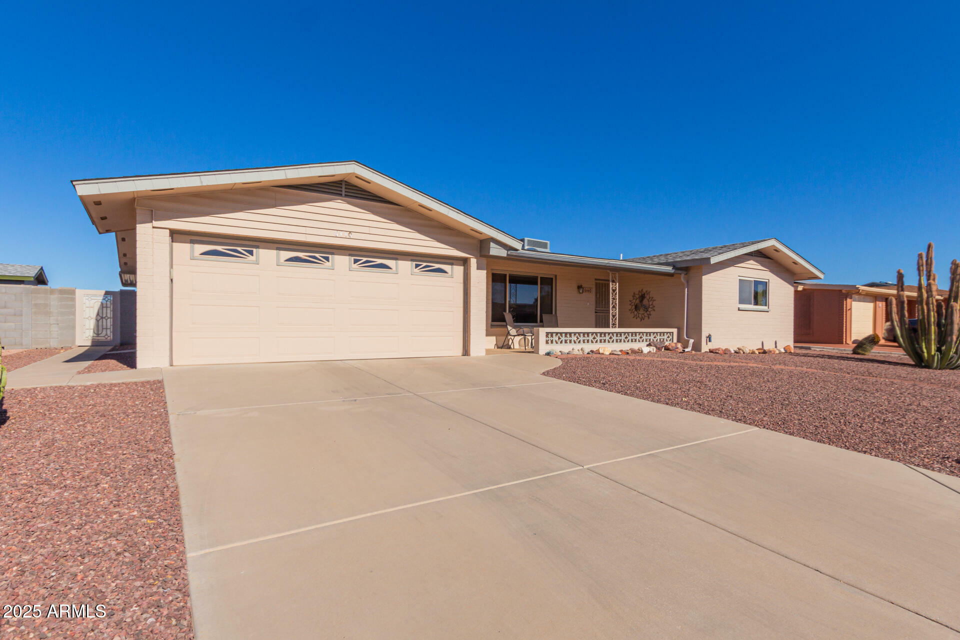 Property Photo:  6440 E Dallas Street  AZ 85205 