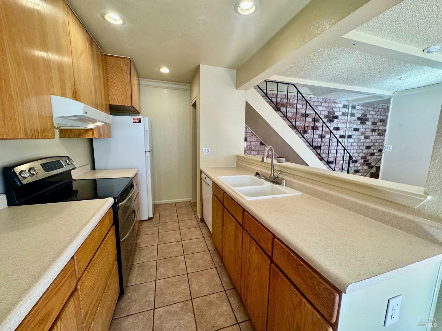 Property Photo:  2529 Coffey Lane  CA 95403 