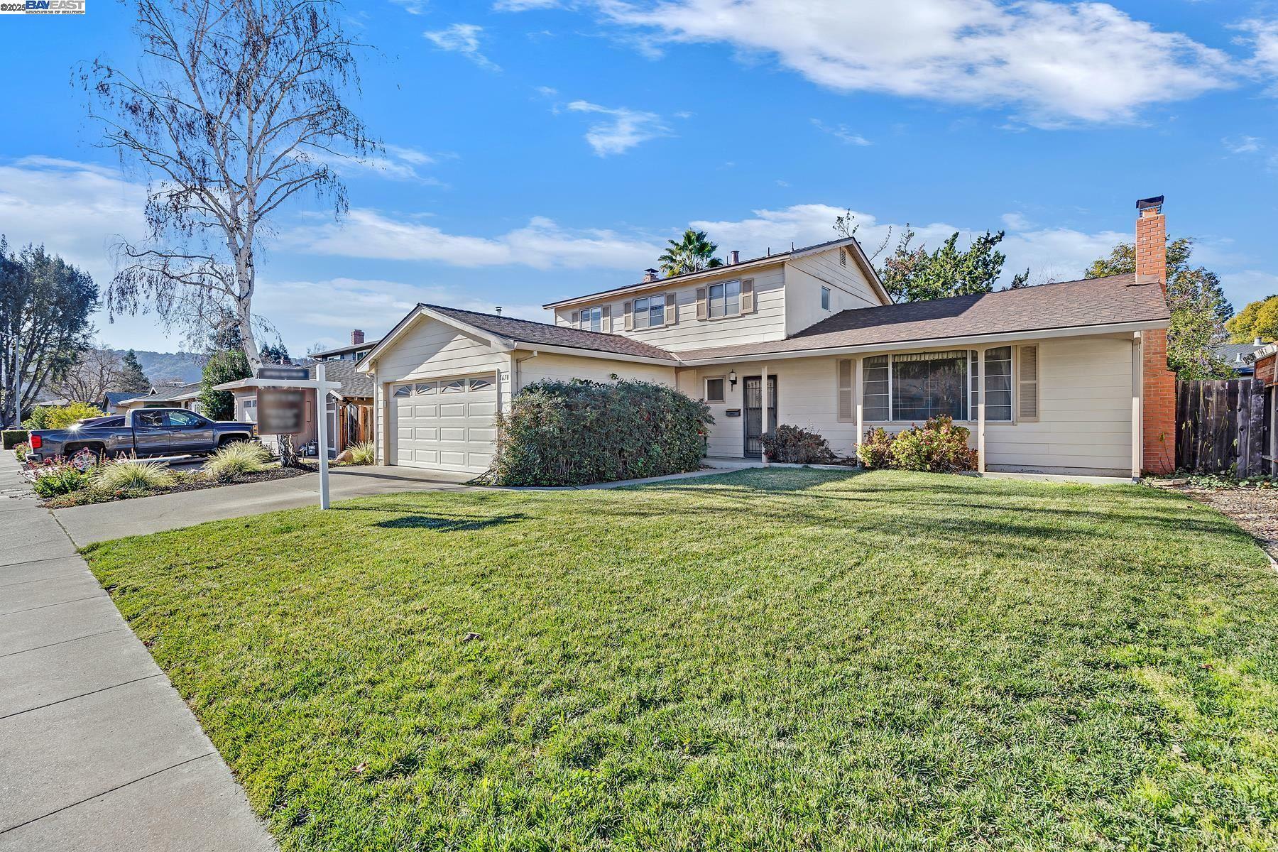 Property Photo: 5670 Paseo Navarro CA 94566