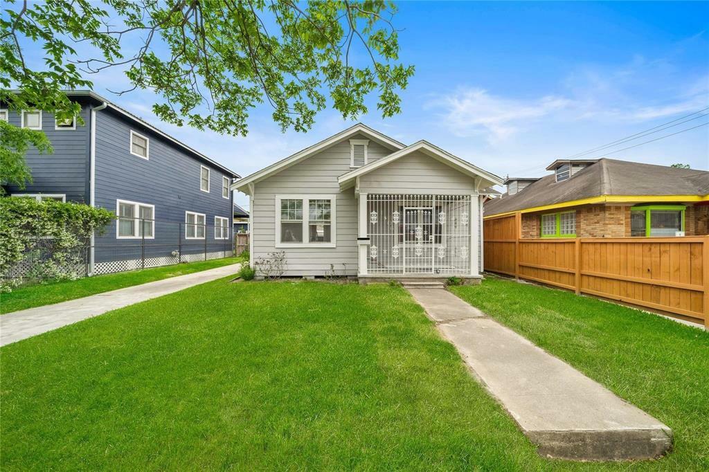 Property Photo:  1106 Dorothy Street A  TX 77008 