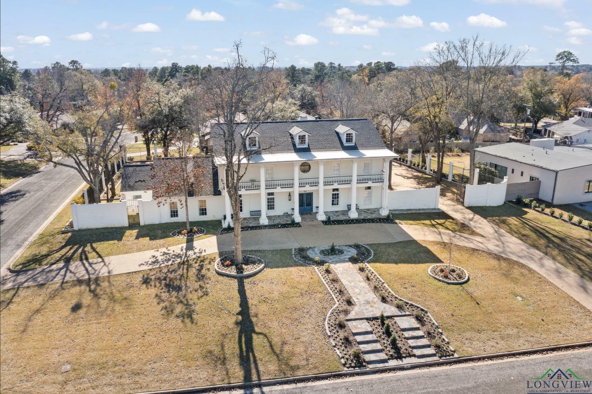 Property Photo:  6 Huntington Circle  TX 75601 