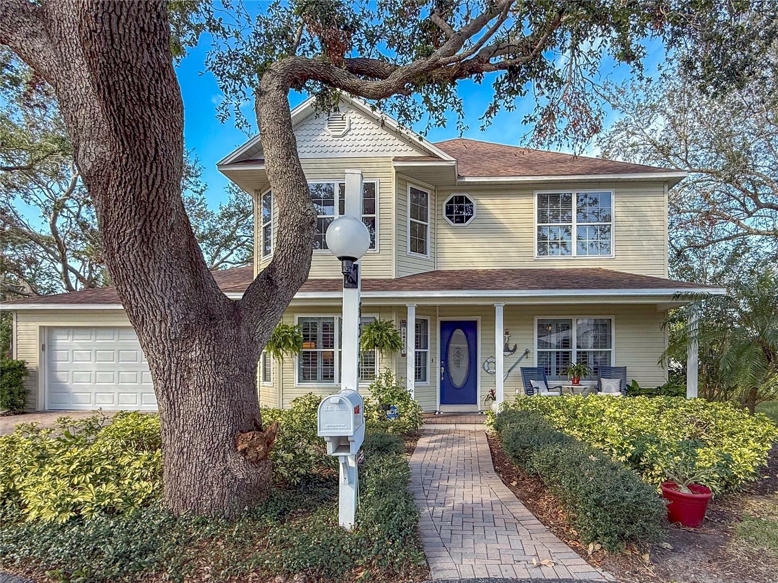 Property Photo: 6516 23rd Avenue Drive W FL 34209