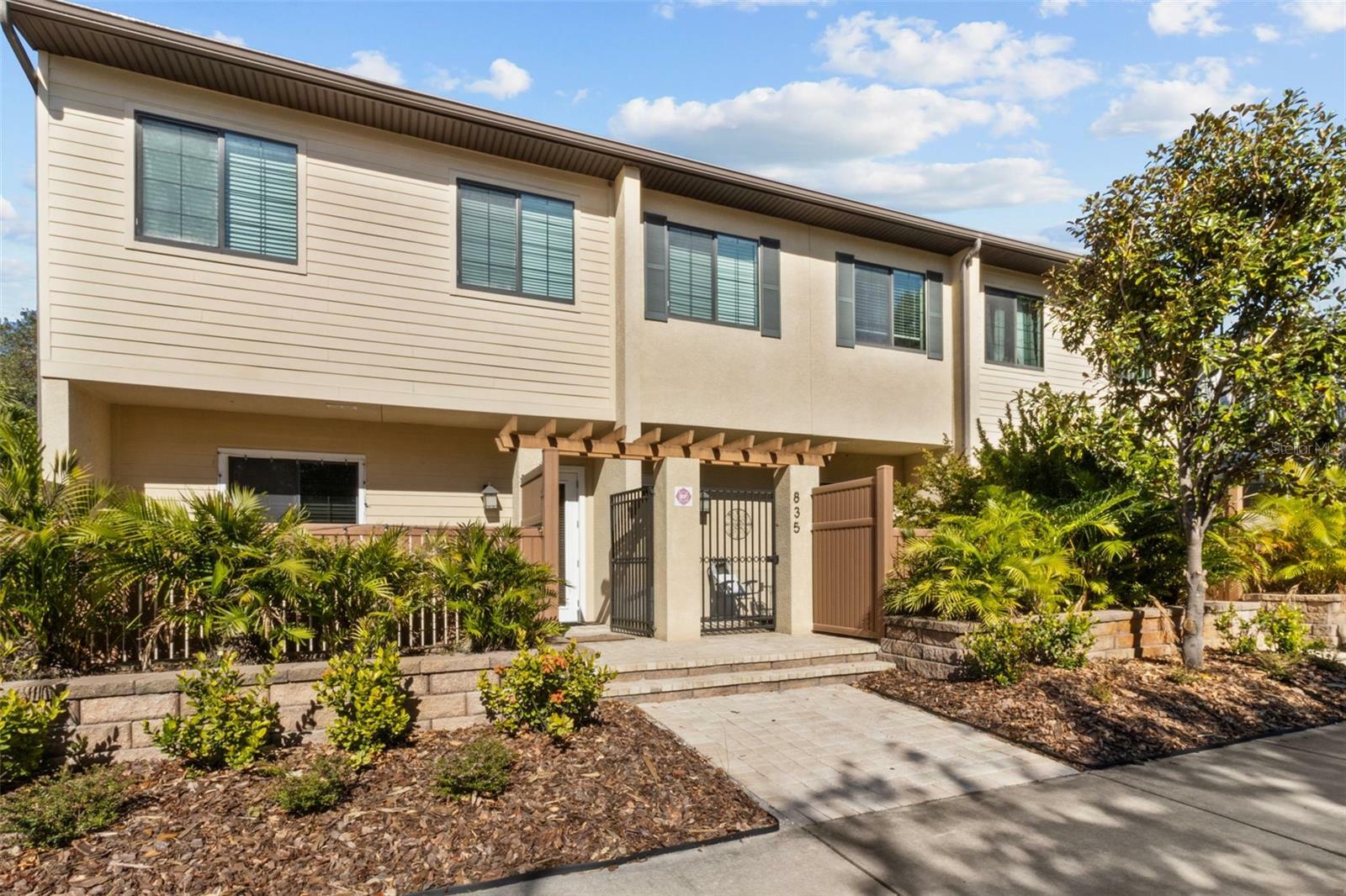 835 7th Avenue N  St Petersburg FL 33701 photo