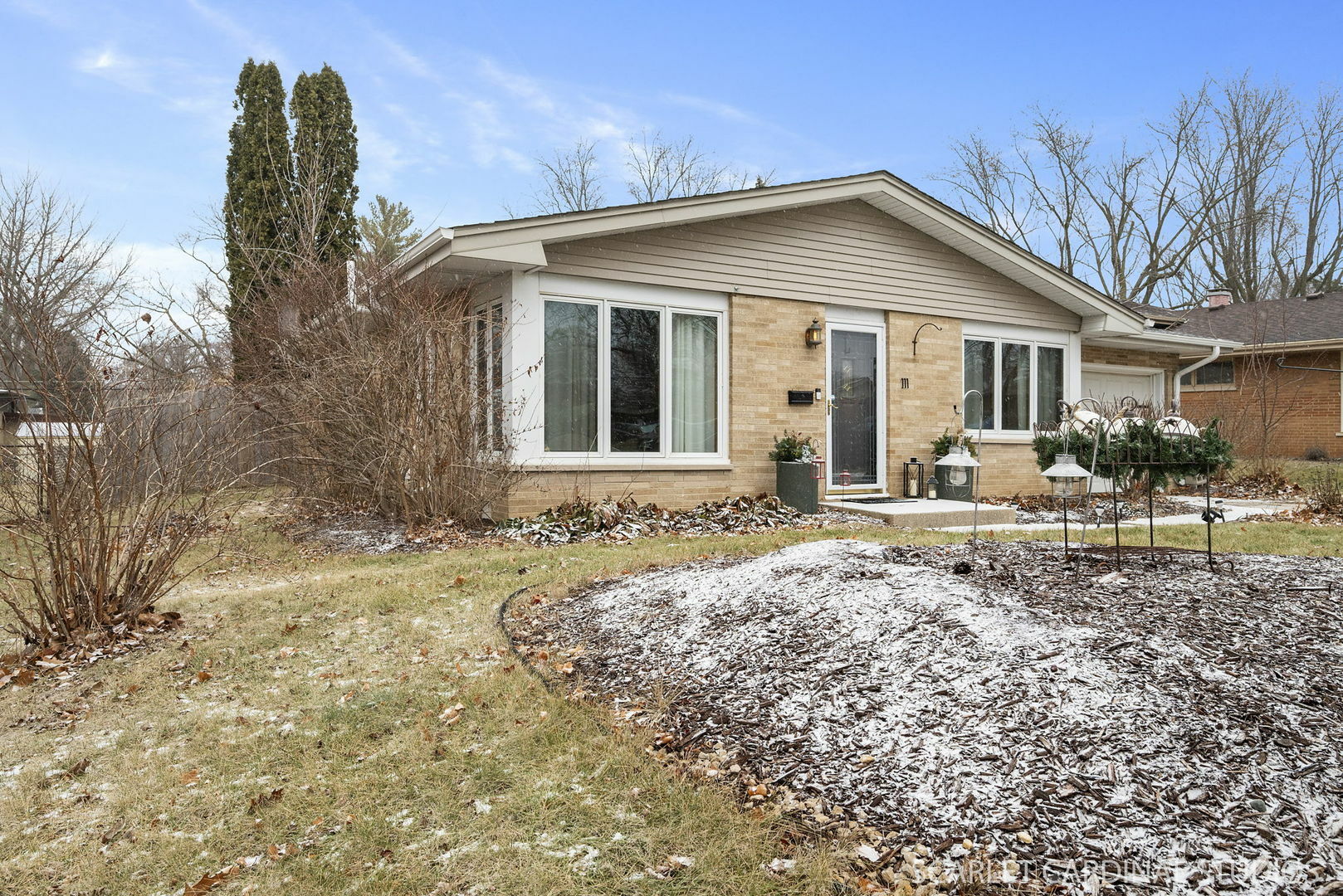 Property Photo:  111 Briar Lane  IL 60542 