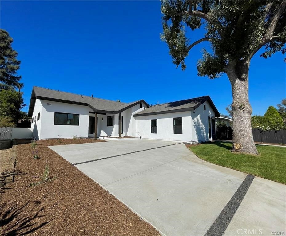 Property Photo:  14283 San Jose Street  CA 91345 