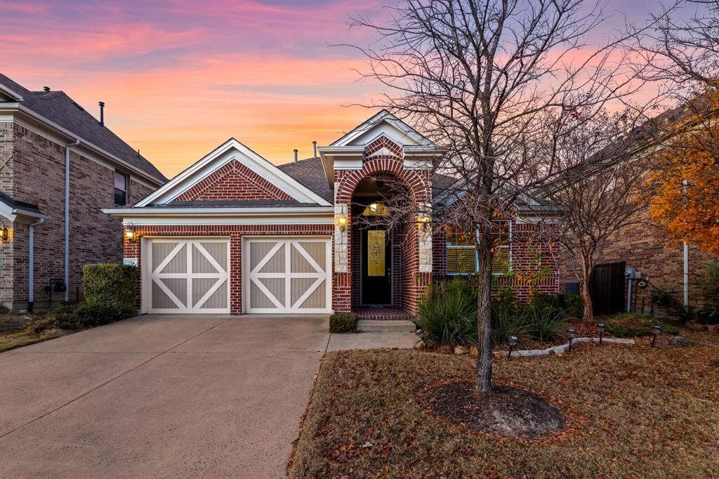 Property Photo: 7716 Choctaw Lane TX 75070